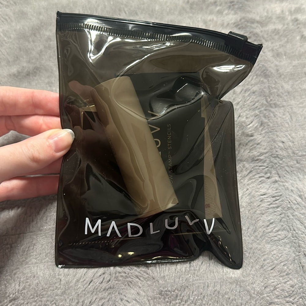Eyebrow Stencil Kit